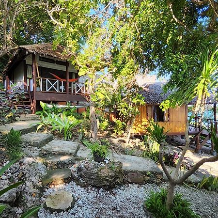 Nini's Beach Bungalows Bira Exterior foto