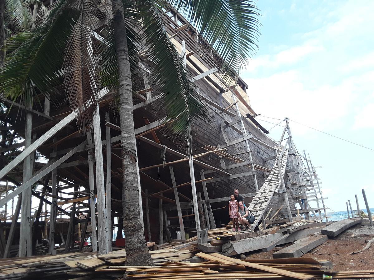 Nini's Beach Bungalows Bira Exterior foto